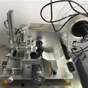 Máquina de etiquetado adhesivo de superficie plana de mesa manual semiautomática